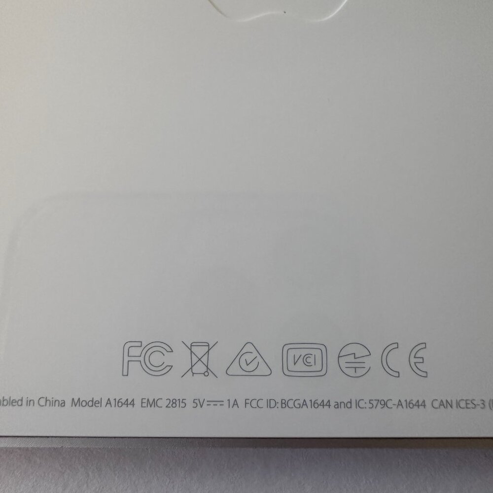 Apple Keyboard - Picture 4 of 8